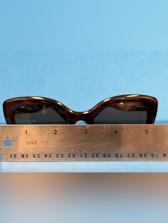 NEW Guess Sunglasses main image 5